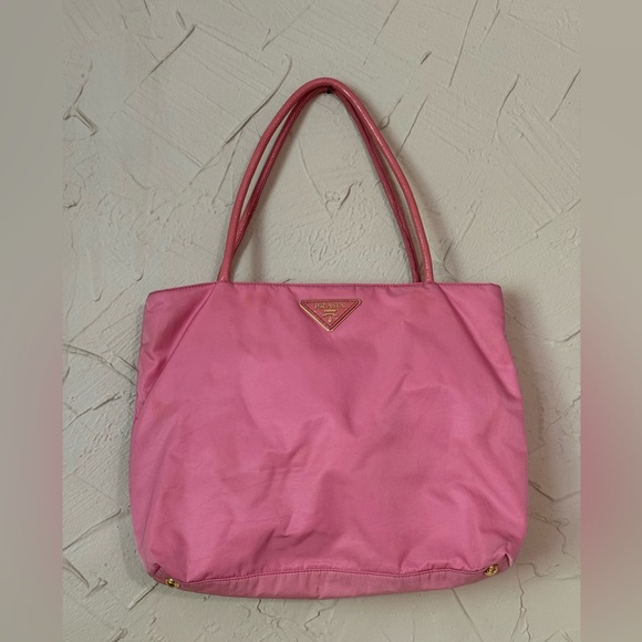 Prada vintage nylon pink shoulder bag authentic - Picture 2 of 10